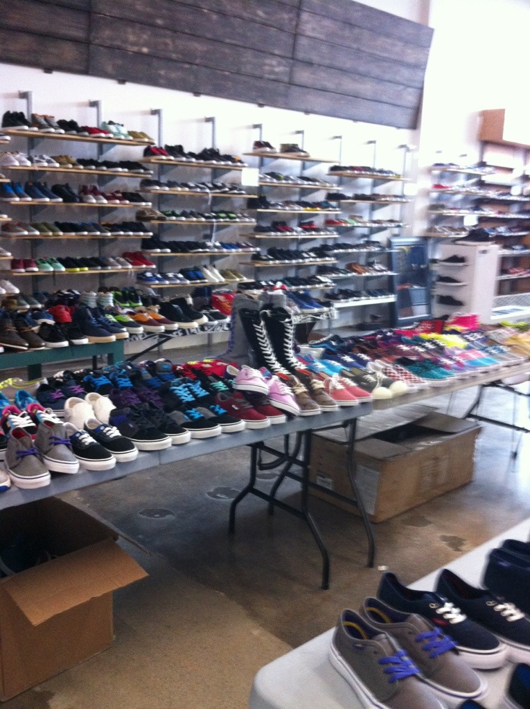 Purchase \u003e vans sample sale, Up to 75% OFF